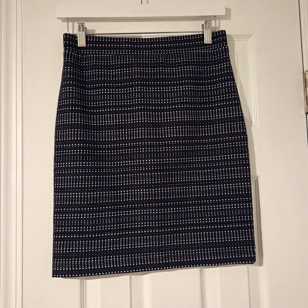 LOFT Ann Taylor Pencil Skirt Womens Size XS Black White Geometric Knit
